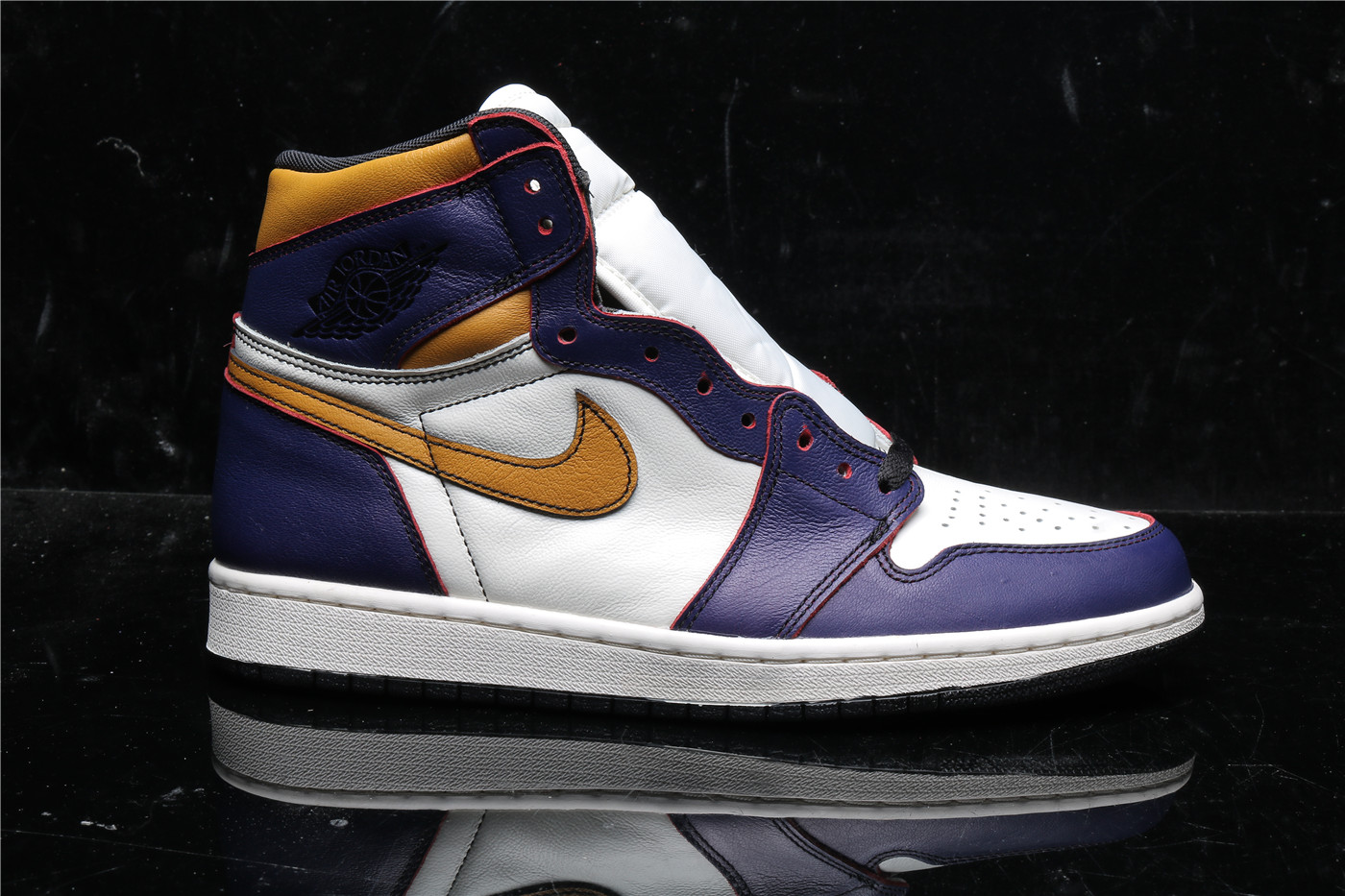 Jordan 1 Retro High  Defiant SB LA To Chicago